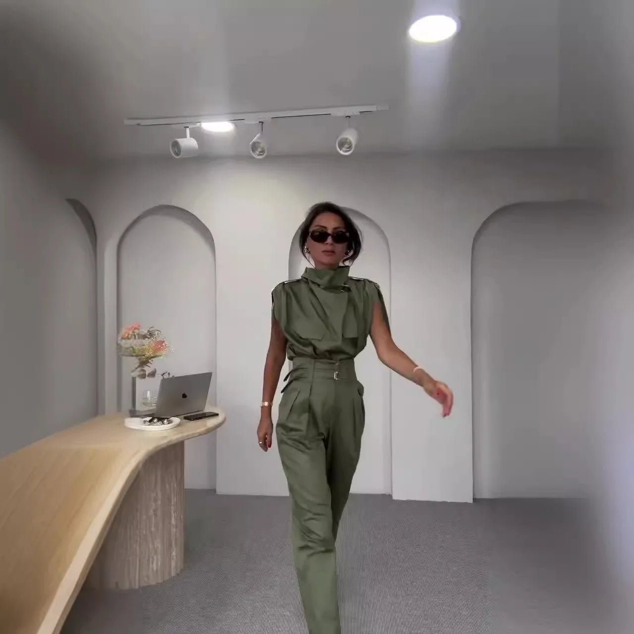 Completo Due Pezzi Estivo Donna - Top Senza Maniche e Pantaloni Lunghi