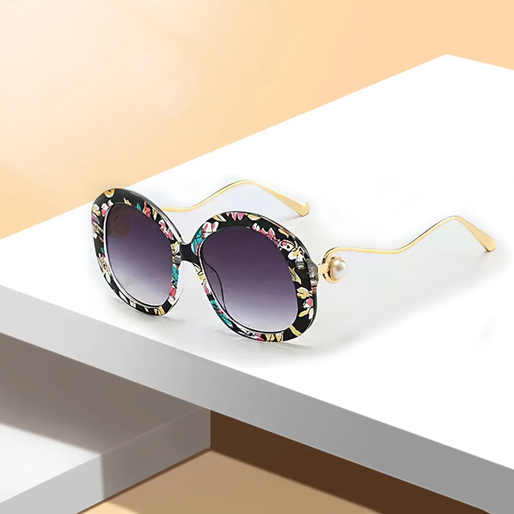Vintage Sunglasses for Men Exquisite and Fashionable Sunglasses with Golden Frame and Pink Yellow Trim Womens Sunglasses
