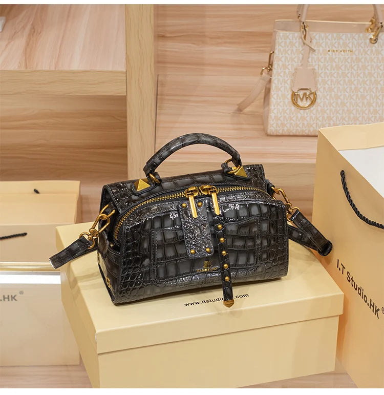 Borsa Pillow Donna Designer - Tracolla Elegante Autunno Inverno 2025