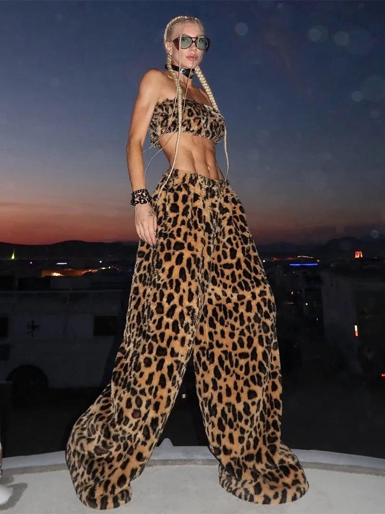 Completo Due Pezzi Donna Stampa Leopardata — Top Crop e Pantaloni Wide Leg Streetwear