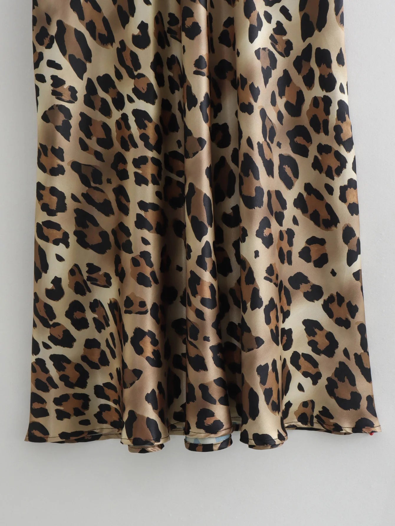 HXAO Women's Skirts Leopard Long Skirts For Women Vintage Satin Animal Print Skirt Woman Fashion High Waist Elegant Midi Skirts