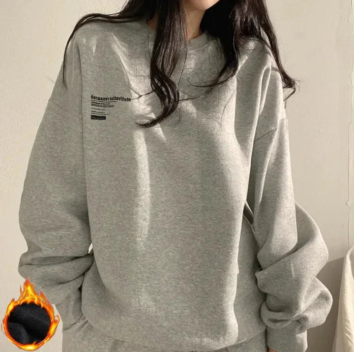 Felpa Donna Oversize con Cappuccio — Stampa Lettering Harajuku Street